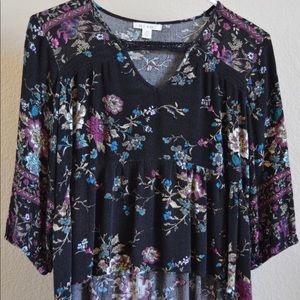 women’s/juniors blouse